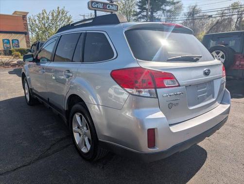 2013 Subaru Outback 2.5i Limited