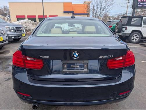 2015 BMW 320 i