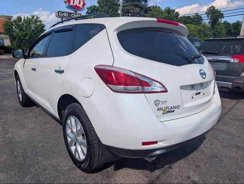 White 2014 Nissan Murano SL