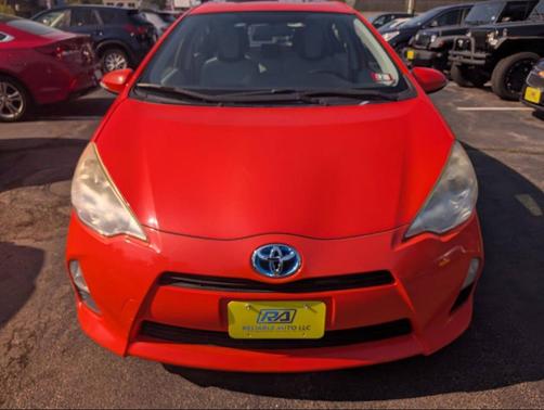 2013 Toyota Prius c One