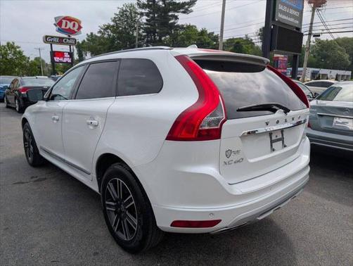 2017 Volvo XC60 T5 Dynamic