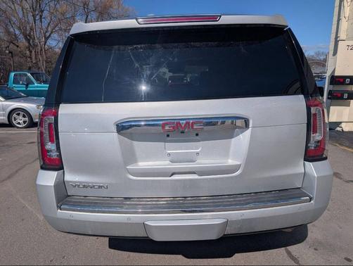 Silver 2016 GMC Yukon Denali