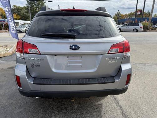 2011 Subaru Outback 2.5 i Limited