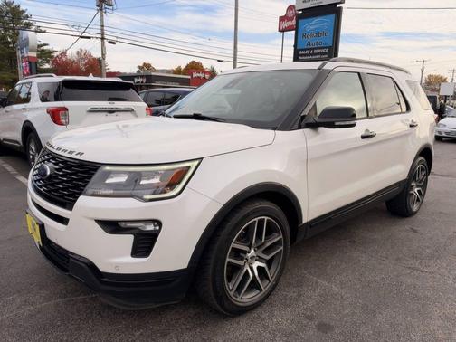 White 2018 Ford Explorer Sport