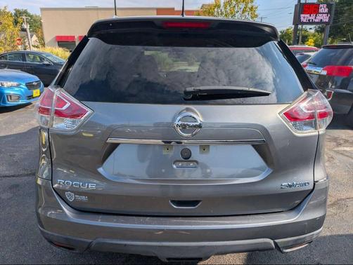 2016 Nissan Rogue SV