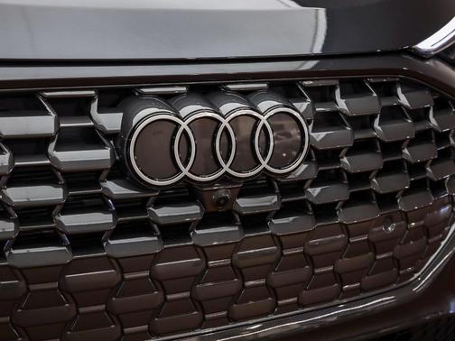 2025 Audi Q5 2.0T quattro Premium