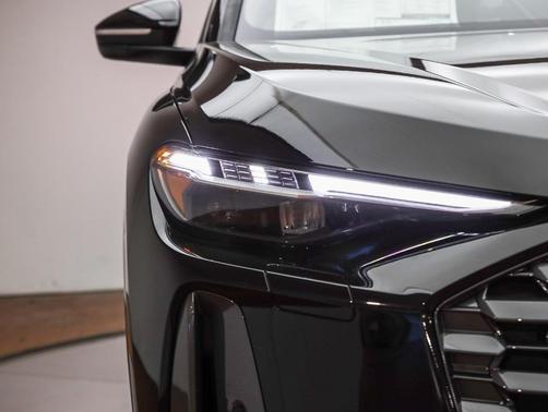 2025 Audi Q5 2.0T quattro Premium