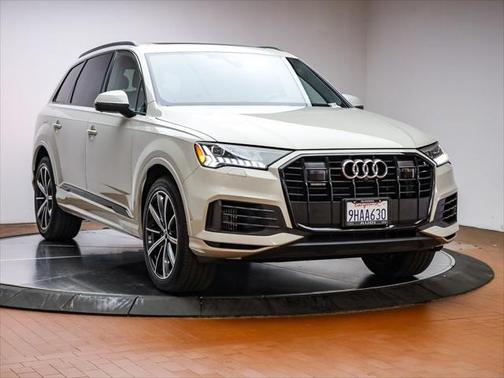 2023 Audi Q7 Premium Plus 55 TFSI quattro Tiptronic