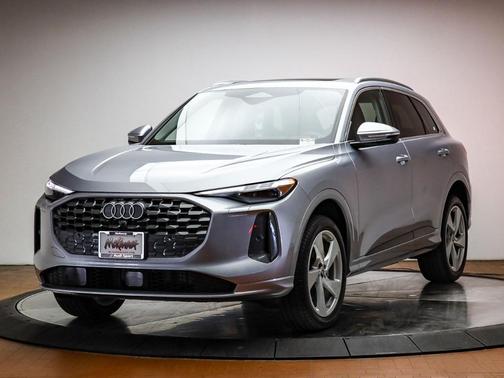 Florett Silver Metallic 2025 Audi Q5 2.0T quattro Premium SUV