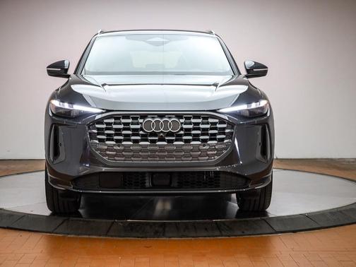 2025 Audi Q5 2.0T quattro Premium