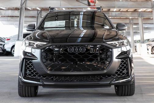 2026 Audi RS Q8 4.0T quattro