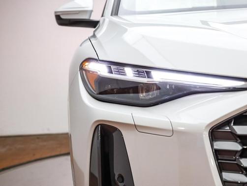 2025 Audi Q5 2.0T quattro Premium