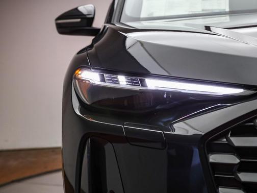 2025 Audi Q5 2.0T quattro Premium