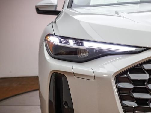 2025 Audi Q5 2.0T quattro Premium