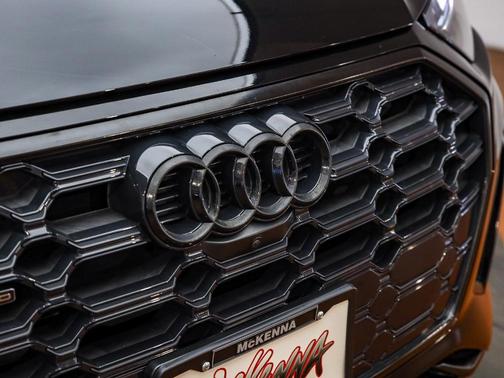 2023 Audi Q5 45 S line quattro Premium