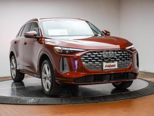 2025 Audi Q5 2.0T quattro Premium