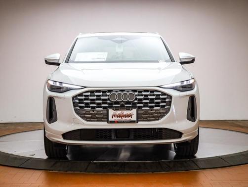 2025 Audi Q5 2.0T quattro Premium