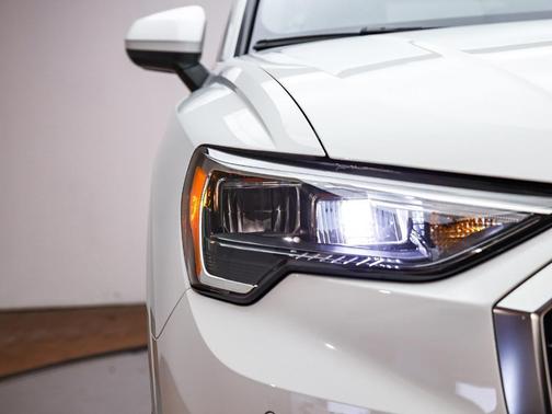 2022 Audi Q3 40 Premium