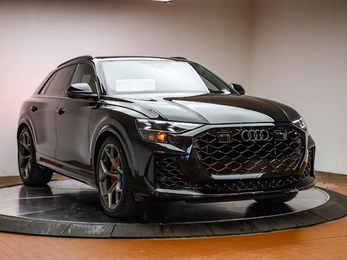 2026 Audi RS Q8 4.0T quattro