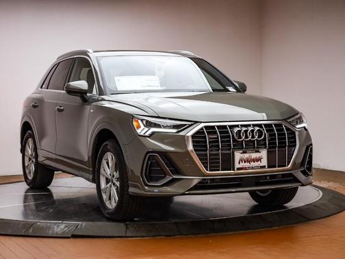 2025 Audi Q3 45 S line Premium