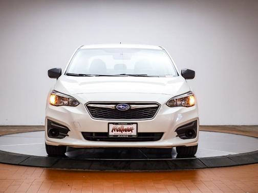 2019 Subaru Impreza 2.0i
