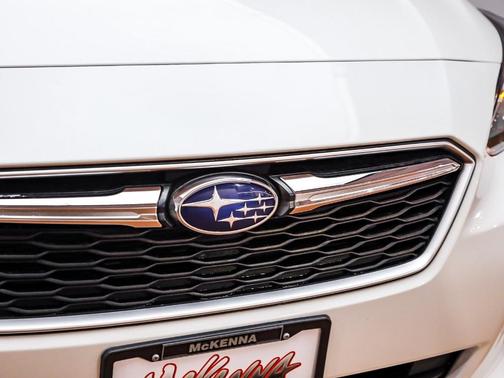 2019 Subaru Impreza 2.0i