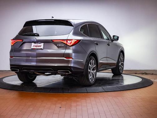 Liquid Carbon Metallic 2023 Acura MDX Technology