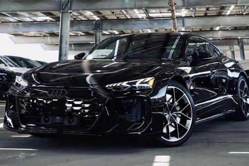 2026 Audi RS e-tron GT Base