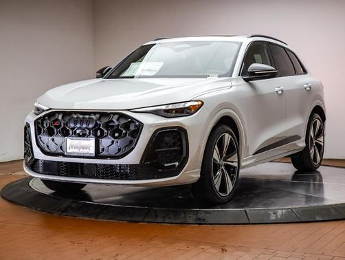 2025 Audi SQ5 3.0T quattro Premium