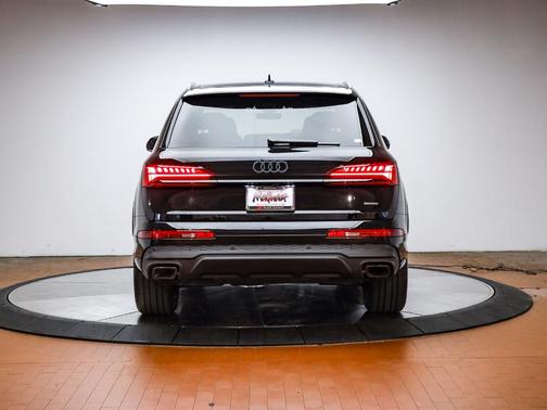 Black 2026 Audi Q7 45 Premium Plus