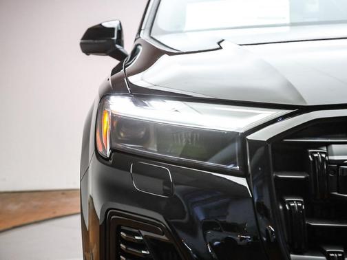 2026 Audi Q7 55 Premium Plus