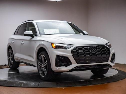 2025 Audi Q5 55 S line quattro Premium