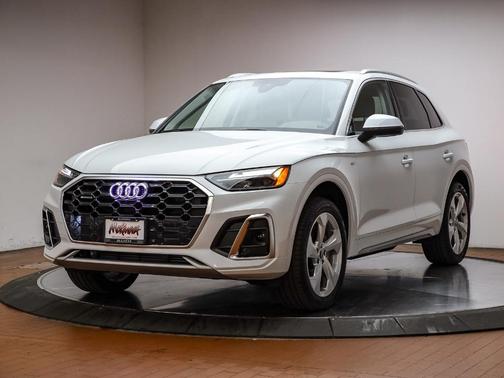 2025 Audi Q5 45 S line quattro Premium