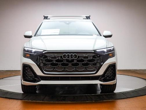 2026 Audi Q8 55 Premium