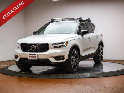 2020 Volvo XC40 T5 R-Design