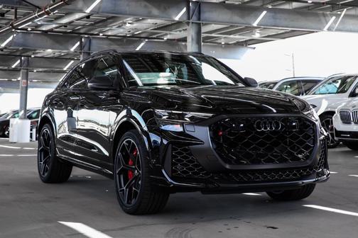 Black 2026 Audi RS Q8 4.0T quattro