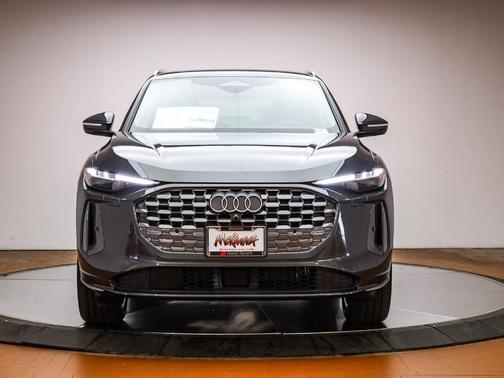 2025 Audi Q5 2.0T quattro Premium