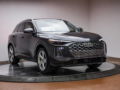 2025 Audi Q5 2.0T quattro Premium