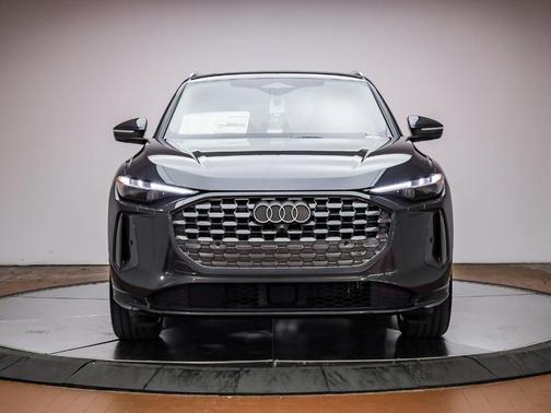 2025 Audi Q5 2.0T quattro Premium