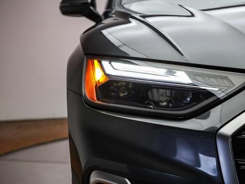 2022 Audi Q5 45 S line quattro Premium