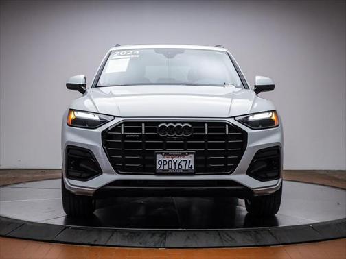 2024 Audi Q5 Premium Plus 40 TFSI quattro S tronic