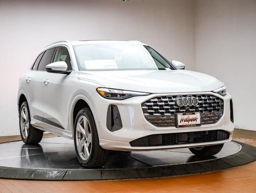 2025 Audi Q5 2.0T quattro Premium