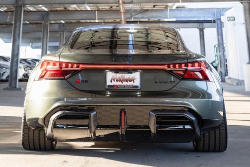 2026 Audi RS e-tron GT Base