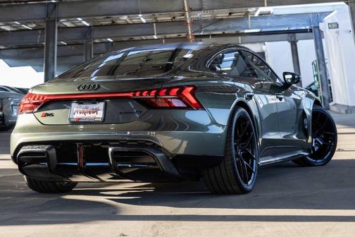 2026 Audi RS e-tron GT Base