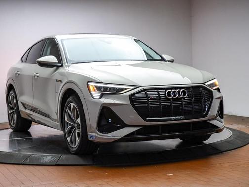 2021 Audi e-tron Premium