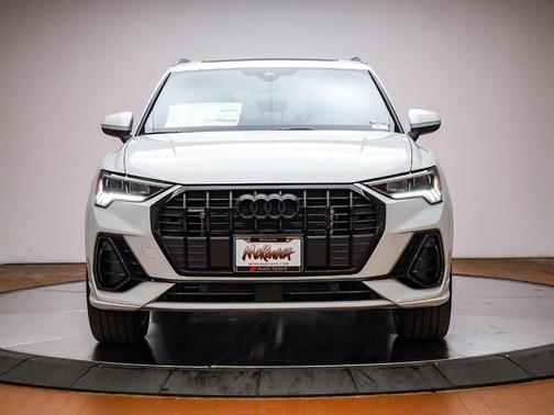 2025 Audi Q3 45 S line Premium