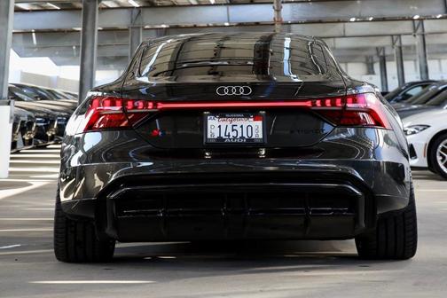 2025 Audi S e-tron GT Premium Plus