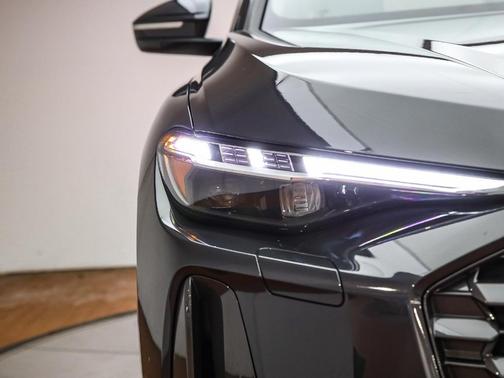 2025 Audi Q5 2.0T quattro Premium