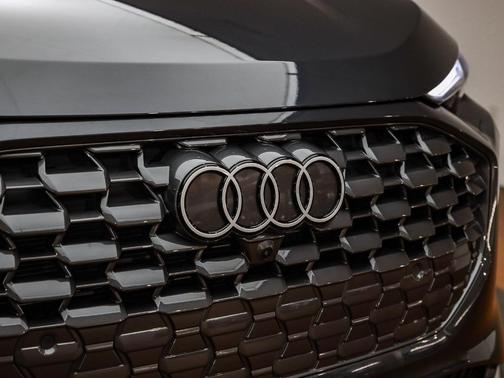 2025 Audi Q5 2.0T quattro Premium