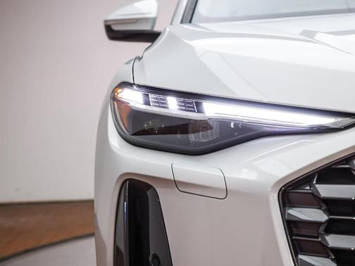 2025 Audi Q5 2.0T quattro Premium